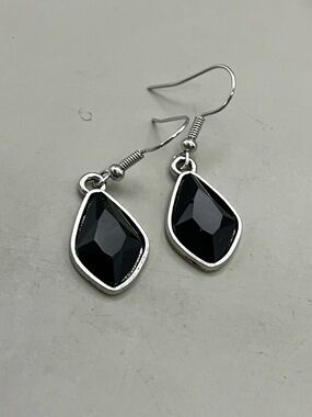 Black Teardrop Dangle Earrings Silver Tone Faceted Crystal Drop Hook Minimalist